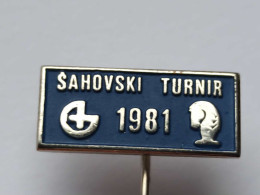 BADGE Z-71-2 - CHESS ECHECS SCHACH AJEDREZ SAKK SAH, TOURNAMENT SMEDEREVSKA PALANKA 80, SERBIA - Giochi