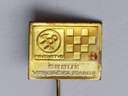 BADGE Z-71-3 - CHESS ECHECS SCHACH AJEDREZ SAKK SAH  VRNJACKA BANJA, SERBIA, CHAMPIONSHIP - Juegos