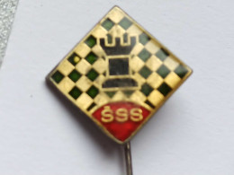 BADGE Z-71-3 - CHESS ECHECS SCHACH AJEDREZ SAKK SAH ,SAHOVSKI SAVEZ, CHESS UNION, Association Serbia - Juegos