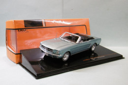 Ixo - FORD MUSTANG Convertible 1965 Bleu Gris Métallisé Réf. CLC506N.22 NBO Neuf 1/43 - Ixo