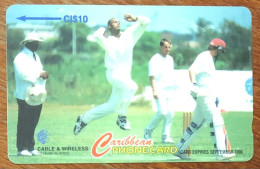 CAYMAN ISLANDS CRICKET CI$ 10 CARIBBEAN CABLE & WIRELESS SCHEDA TELECARTE TELEFONKARTE PHONECARD CALLING CARD - Islas Caimán