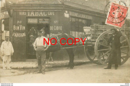 93 LES LILAS. Superbe Et Rare Photo Carte Postale Du Café Tabac Lagarde 17 Rue Du Tapis Vert 1909 Attelage De Livraisons - Les Lilas