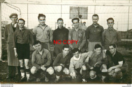 Rare Photo Cpa 93 LES LILAS. Equipe De Football Au Stade En 1936 - Les Lilas
