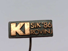 BADGE Z-51-8 - Athlétisme, Athletics, Athletic, SPORT TOURNAMENT YUGOSLAVIA, SIK 86 ROVINJ - Atletiek