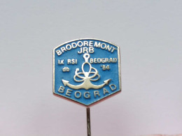 BADGE Z-51-9 - Athlétisme, Athletics, Athletic, WORKERS SPORT TOURNAMENT Belgrade, Ship, Navire - Leichtathletik