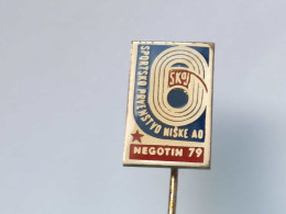 BADGE Z-51-11- Athlétisme, Athletics, Athletic, NEGOTIN, JEUX SPORTIFS DE L'ARMEE YOUGOSLAVE, YUGOSLAV ARMY SPORTS GAMES - Leichtathletik