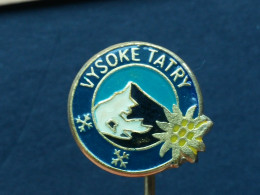 BADGE Z-74-1 - ALPINISM, Mountain, Mountaineering, VYSOKE TATRY, FLOWER, FLEUR EDELWEISS - Alpinism, Mountaineering