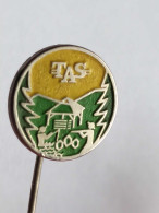 BADGE Z-74-2 - ALPINISM, Mountain, Mountaineering, TAS - Alpinisme