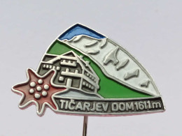 BADGE Z-74-2 - ALPINISM, Mountain, Mountaineering, VRSIC, TICARJEV DOM, SLOVENIA, EDELWEISS, FLOWER, FLEUR - Alpinism, Mountaineering