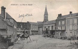 BRIOUZE - La Place Du Marché - Briouze