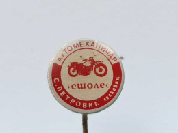 BADGE Z-97-1 - MOTOR, MOTO, MOTORBIKE, MOTOCROSS, MOTO CROSS, KROS, SERVICE. LESKOVAC, SERBIA - Motorfietsen