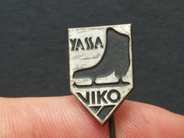 BADGE Z-62-1 - SKATING, PATINAGE, YASSA, VARAZDIN, CROATIA, FACTORY OF SPORT EQUIPMENT - Pattinaggio Artistico