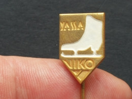 BADGE Z-62-1 - SKATING, PATINAGE, YASSA, VARAZDIN, CROATIA, FACTORY OF SPORT EQUIPMENT - Patinaje Artístico