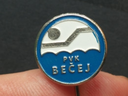 BADGE Z-61-1 - Natation, Swimming Club BECEJ, SERBIA, Swimming CLUB - Zwemmen