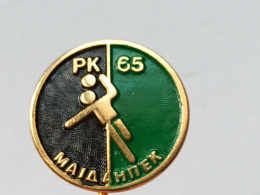 BADGE Z-88-1 - RUKOMET, HANDBALL CLUB MAJDANPEK, SERBIA - Handball