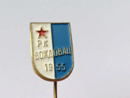 BADGE Z-88-1 - RUKOMET, HANDBALL CLUB VOZDOVAC, SERBIA - Pallamano