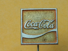 BADGE Z-42-1 - COCA COLA - Coca-Cola