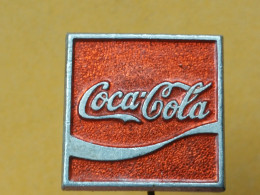 BADGE Z-42-1 - COCA COLA - Coca-Cola