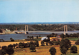 VARADES ,  Le Pont Sur La Loire Pris De Saint Florent Le Vieil - Varades