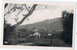 Cpsm..84..ROBION..VAUCLUSE..PENTE DU LUBERON..TIMBRE PETAIN - Robion