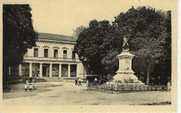 GY - 70 - Haute Saône - Hôtel De Ville Et Monument - Gy