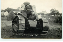 Souvenir D'AUVOURS 1927 - Char Renault - Equipment