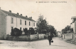 Mauves * Place * La Mairie Et Le Haut Du Bourg - Mauves-sur-Loire