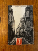 Loches * RARE CPA 1908 En Soie Ancienne , Brodée Silk * Rue Et La Chancellerie - Loches