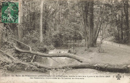 Paris * 12ème * Bois De Vincennes * Le Cyclone Du 16 Juin 1908 * La Passerelle Improvisée Au Ruisseau De Gravelle - District 12