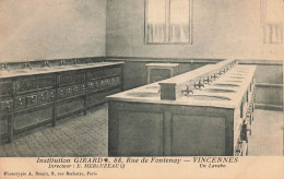 Vincennes * Institution GIRARD , 88 Rue De Fontenay * Directeur MERLUZEAU * école * Un Lavabo - Vincennes