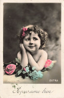 FANTAISIES - Un Enfant S'appuyant Sur Des Roses - Je Vous Aime Bien - Colorisé - Carte Postale Ancienne - Other & Unclassified