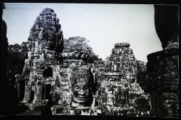 ►  LE BAYON (Tours à Visages) ANGKOR Cambodge   Cpa Photo Carte Postale Par LO NGEY - Cambodia