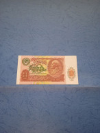 RUSSIA-P240 10R 1991 UNC - Russie