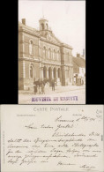 Ansichtskarte Sissonne Haus, Straße Familie Mit Soldat Privatfotokarte 1915  - Sissonne