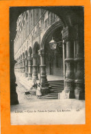 LIEGE - Cour Du Palais De Justice - Les Arcades - Enfants Poussette - Lüttich