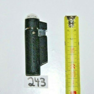 C243 Ancien Briquet De Collection Ludique - Vintage 17 - Autres & Non Classés