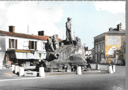 CPA-1965-85-ST HERMINE-Monument Georges CLEMENCEAU-Edit Cim-TBE - Sainte Hermine