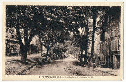 CPA - FORCALQUIER (Basses Alpes) - Le Boulevard Latourette - Forcalquier