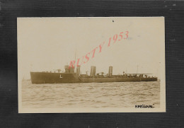 MARINE MILITARIA CARTE PHOTO MILITAIRE LE H.M.S LE LOYAL CROISEUR BRITANIQUE NON ECRITE : - Barche