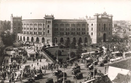 ESPAGNE - Madrid - Vue Générale De La Place Du Taureaux - Animé - Carte Postale Ancienne - Madrid