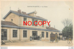 10 BAR-SUR-SEINE. La Gare Avec Diligence Et Carriole De Livraisons - Bar-sur-Seine