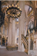 ESPAGNE, Carte Postale Non Circulée Pas. Image : Barcelone, Salle Centrale De La Cathédrale De La Ville - Kirchen U. Kathedralen