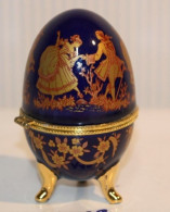 C118 Ancienne Boite à Bijoux - Procelaine - Décor Romantique - Oeuf - H 10 Cm - Eggs