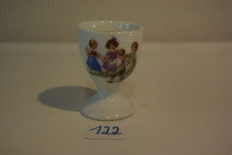 C122 Ancien Coquetier Tchèque Old Egg Cup Oude Eierdopje Alte Eierbeche - Hueveras