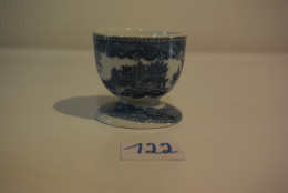 C122 Ancien Coquetier Cachet Couronne Old Egg Cup Oude Eierdopje Alte Eierbeche - Hueveras