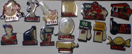 Pin's - Lot De 15 Pin's Thème : Carburants, Total, Astérix - Carburants