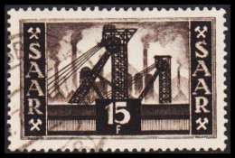 1952-1955. Saar. Industry 15 F.  (MICHEL 327) - JF538245 - Oblitérés