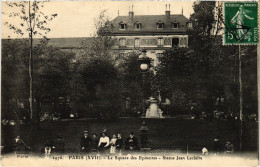 PC FRANCE PARIS (17E) LE SQUARE DES EPINETTES. STATUE JEAN LCLAIRE (a4569) - Statues