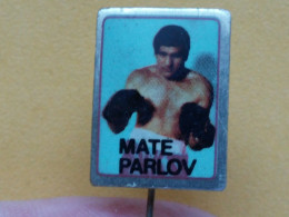 Badge Z-52-1 - BOX, BOXE, BOXING MATE PARLOV, YUGOSLAVIA - Pugilato