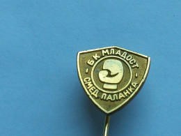 Badge Z-52-2 - BOX, BOXE, BOXING, CLUB MLADOST SMEDEREVSKA PALANKA, SERBIA - Boksen